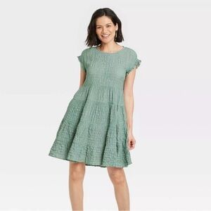 Knox Rose Green ruffle sleeve tiered dress size medium